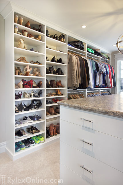 Save Time in the Morning with a Functional Closet