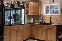 Solid Wood Kitchen Cabinet Renovation