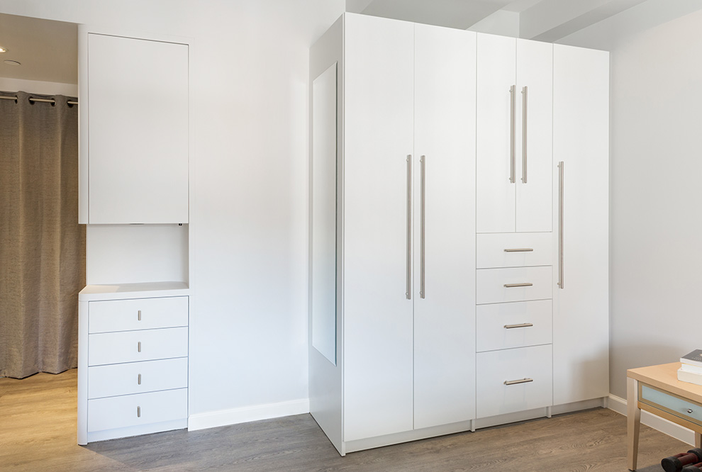 Modern Bedroom Armoire with Cabinets