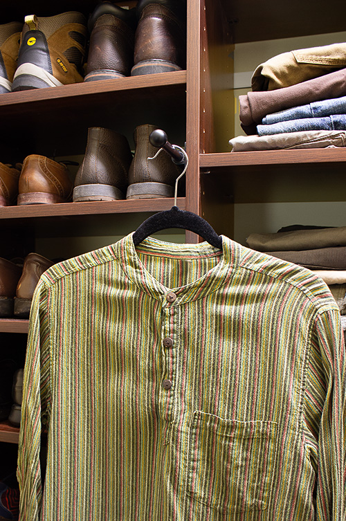 Custom Closet with Sliding Valet Rod for Rylex Closets