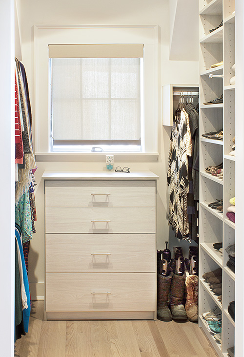 Light Grey Compact Closet with Bureau Drawers