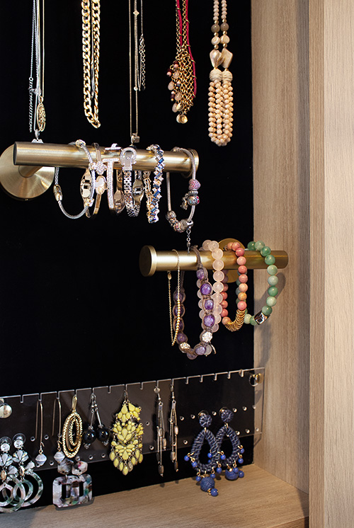 Ladies Jewelry Black Velvet Lined Storage Pullout for Organization with Bracelet Rods