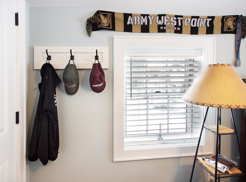 Bedroom Hat and Coat Rack