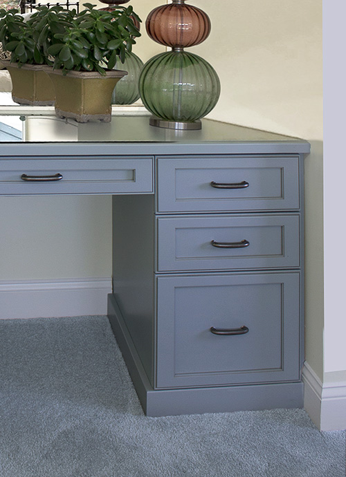 Vanity Desk with Storage Drawers