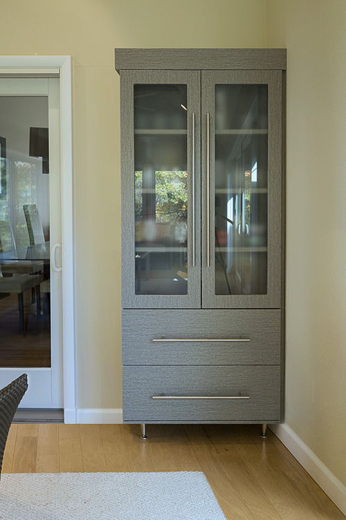 Freestanding Modern Dining Room Cabinet