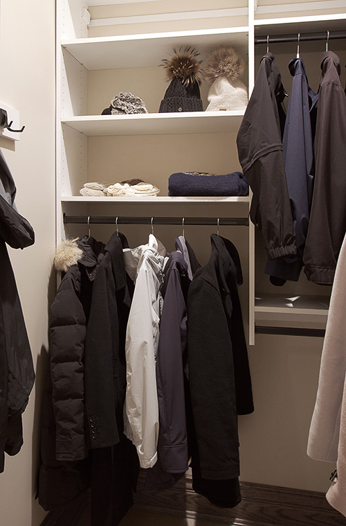 Walk-In Entrway Closet with Adjustable Open Shelves