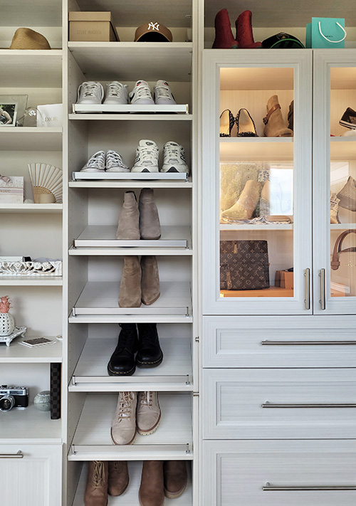 Angled Shoe Shelf with Shoe Fence for Rylex Custom Cabinets
