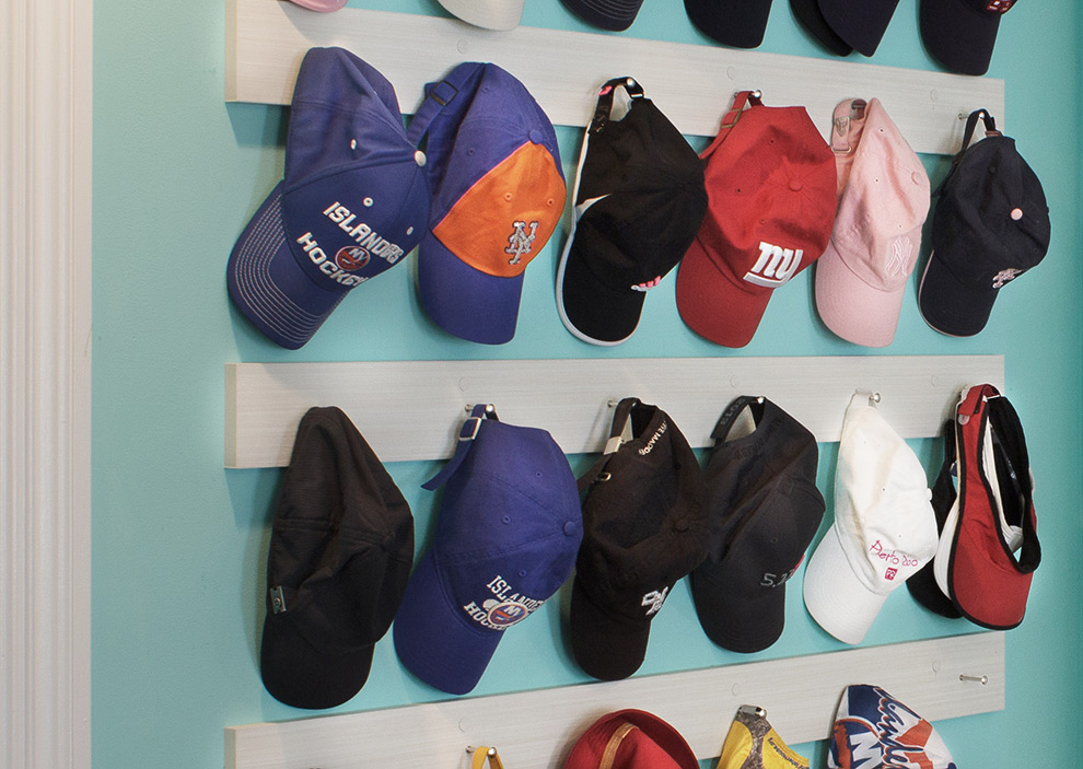 Hats and Caps Closet Wall Rack Close Up