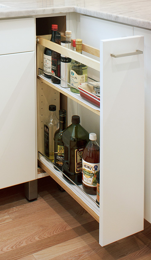 Kitchen Pull-Out Shelves for Wasted Space