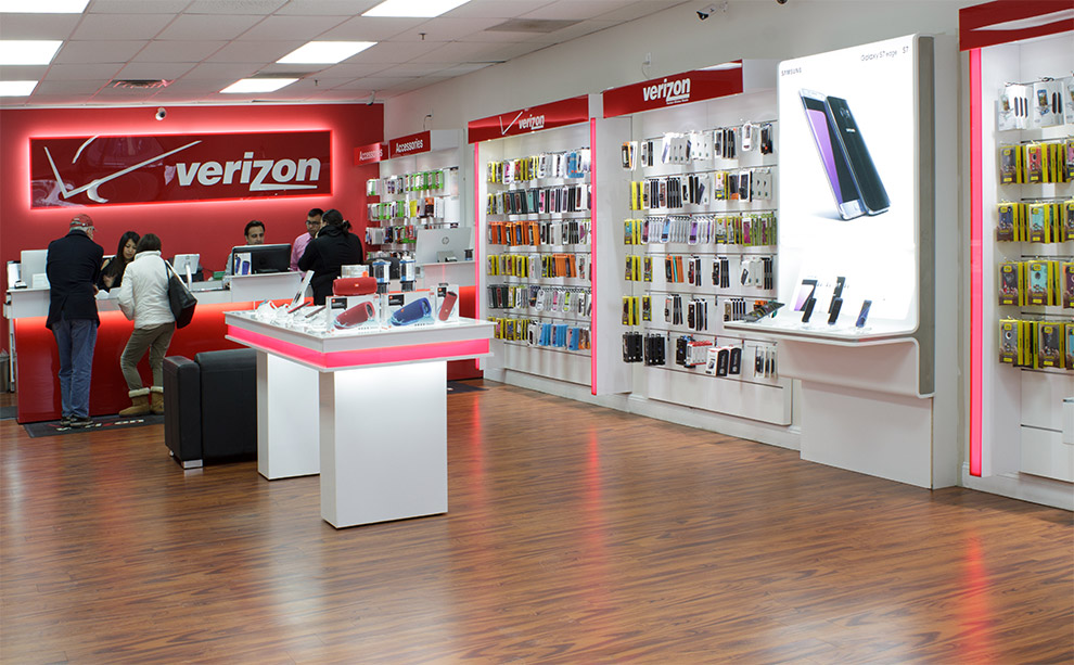 Custom Office Desks at Verizon Store