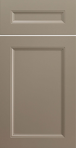 Amesbury III Cabinet Door for Rylex Custom Cabinets