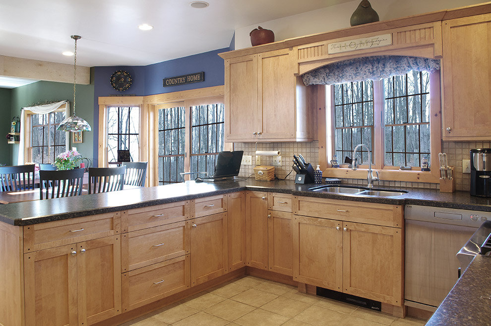 Solid Wood Kitchen Cabinets