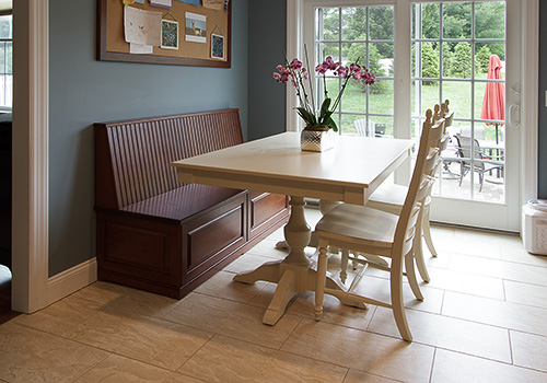 Kitchen Bench Hugs the Wall