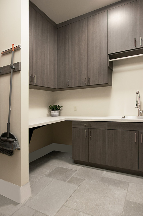 Laundry Cabinets with Clutter-Free Space