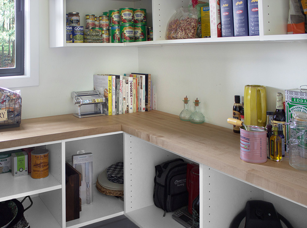 Spacious Natural Maple Butcher Block Work Surface