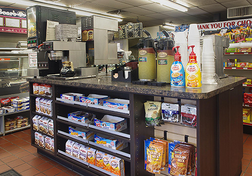 Point of Purchase Display Cabinet with Snack Display