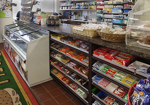 Point of Sale Display Shelves with Fencing